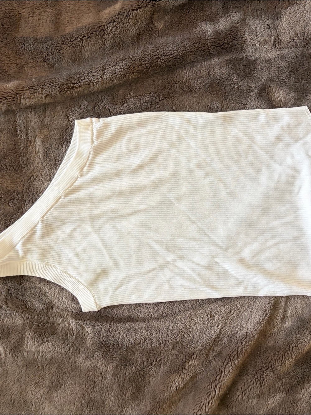 ZARA.  Women's Ribbed White Tank Top - Classic Sleeveless Tee